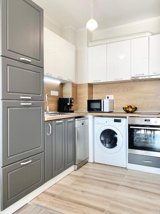 Private Apartment For 4 Guests And Parking Plovdiv Ngoại thất bức ảnh