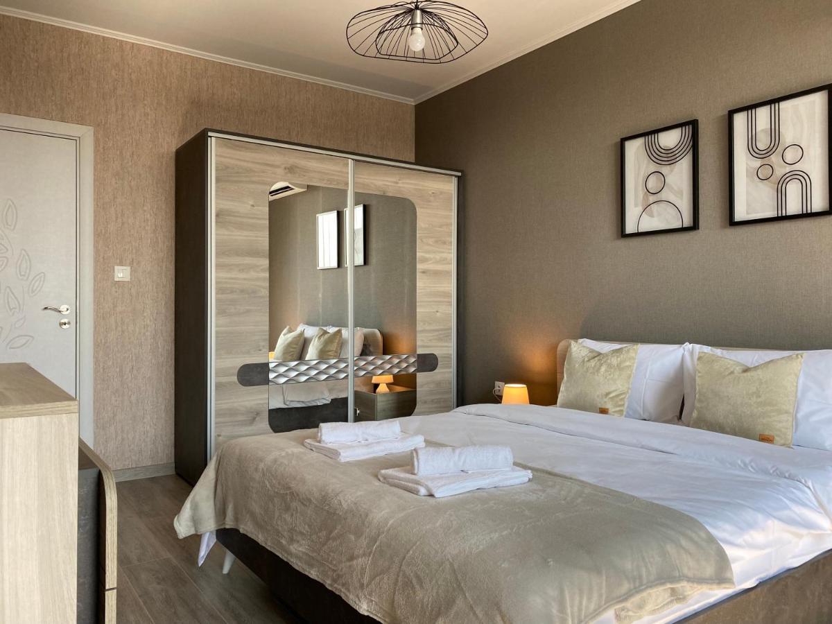 Private Apartment For 4 Guests And Parking Plovdiv Ngoại thất bức ảnh
