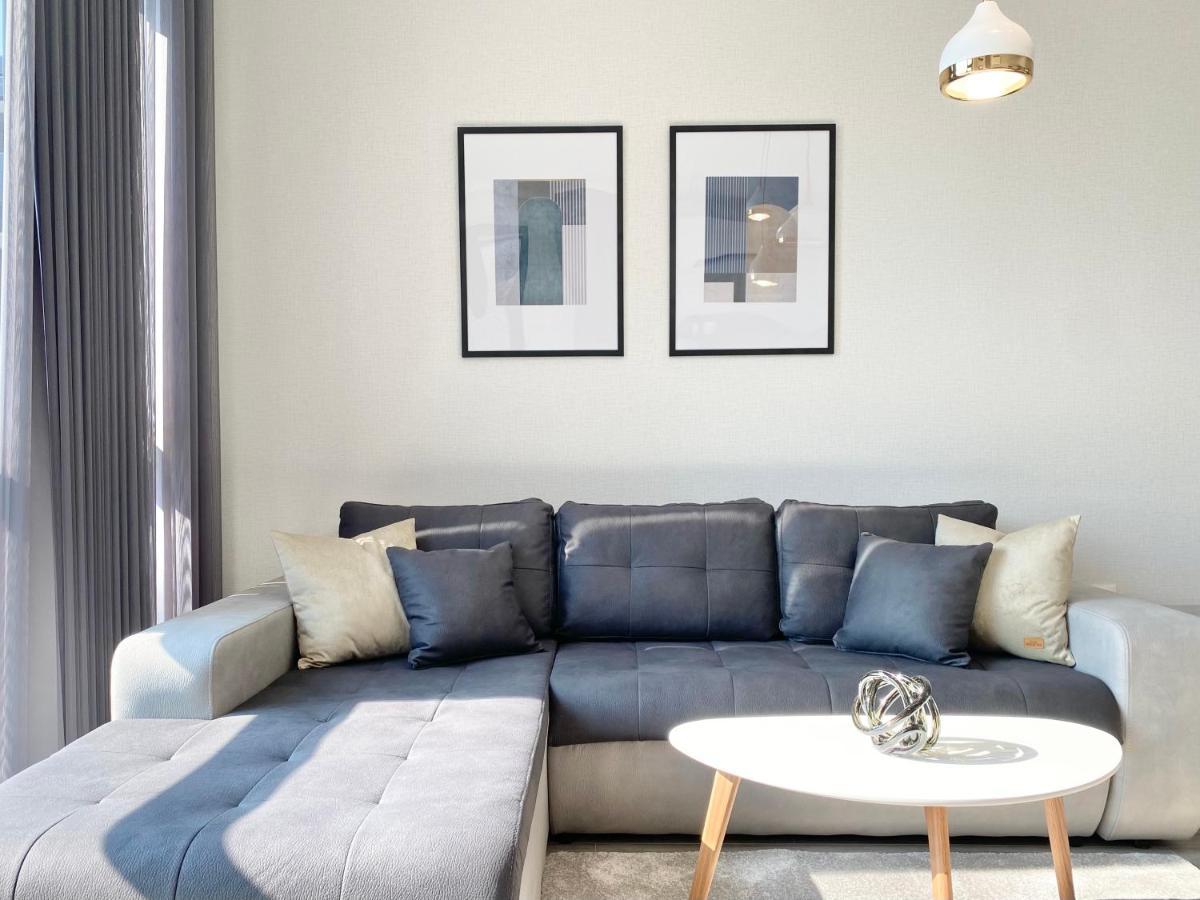 Private Apartment For 4 Guests And Parking Plovdiv Ngoại thất bức ảnh